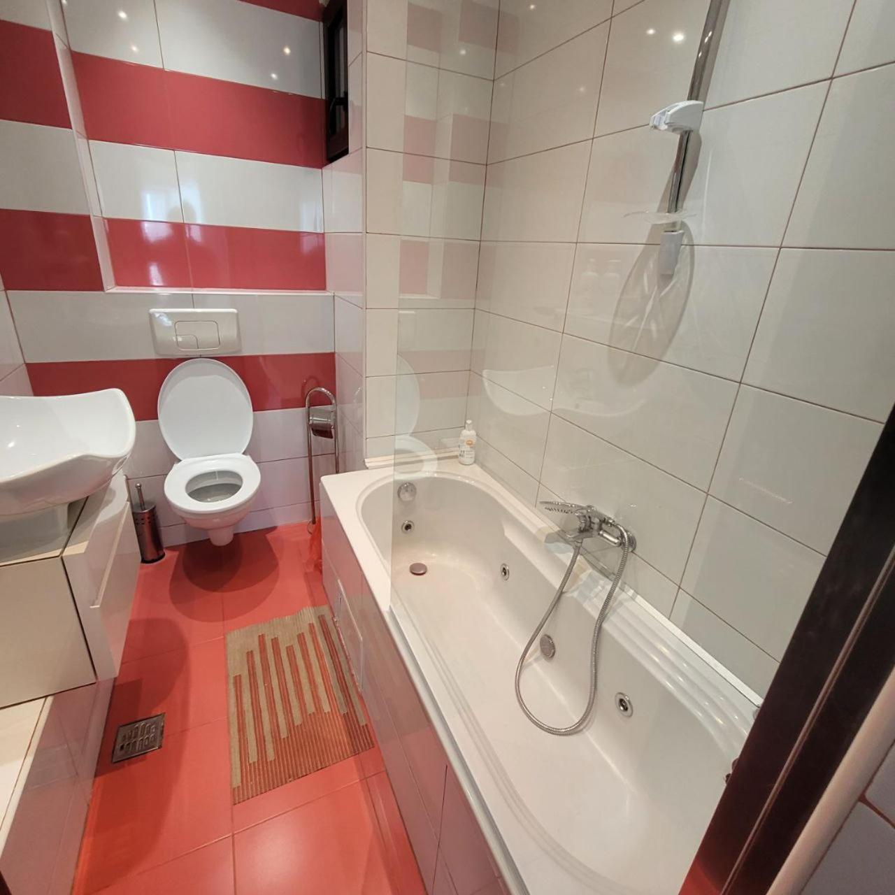 Anastasia Bratianu Apart 28B Beautiful View Self Check From 2 Pm Boekarest Buitenkant foto