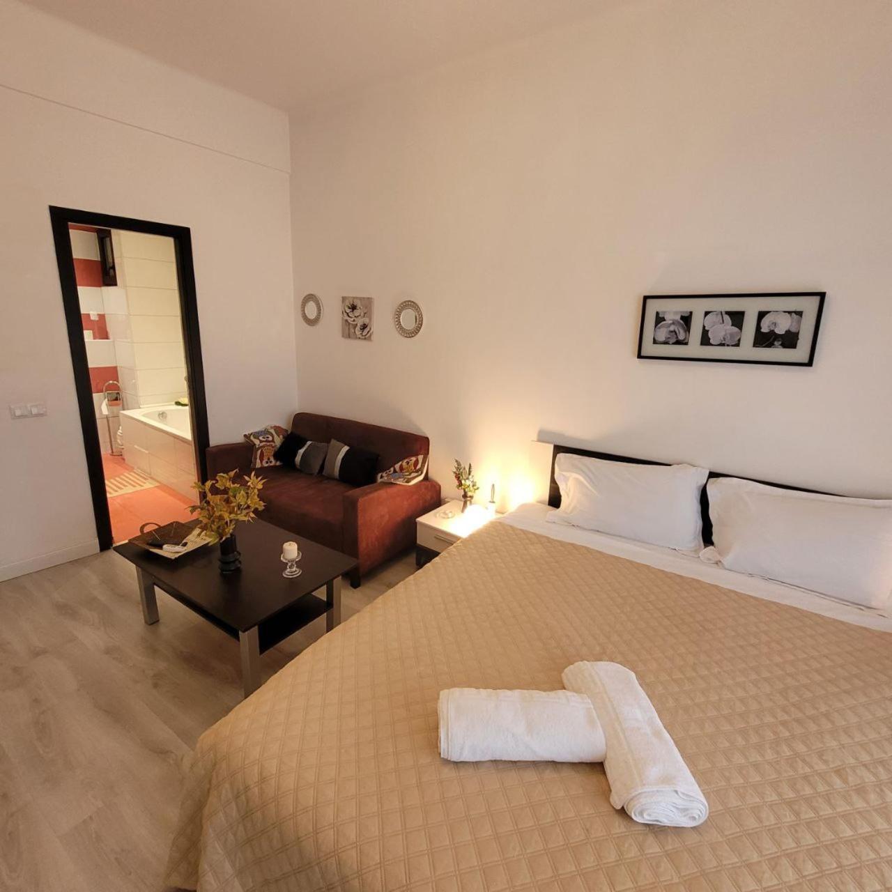 Anastasia Bratianu Apart 28B Beautiful View Self Check From 2 Pm Boekarest Buitenkant foto